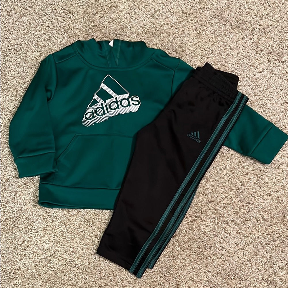 Adidas hoodie outfit set